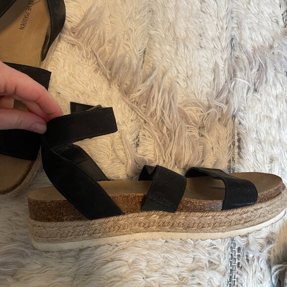 Steven Madden Platform sandel - Picture 3 of 3